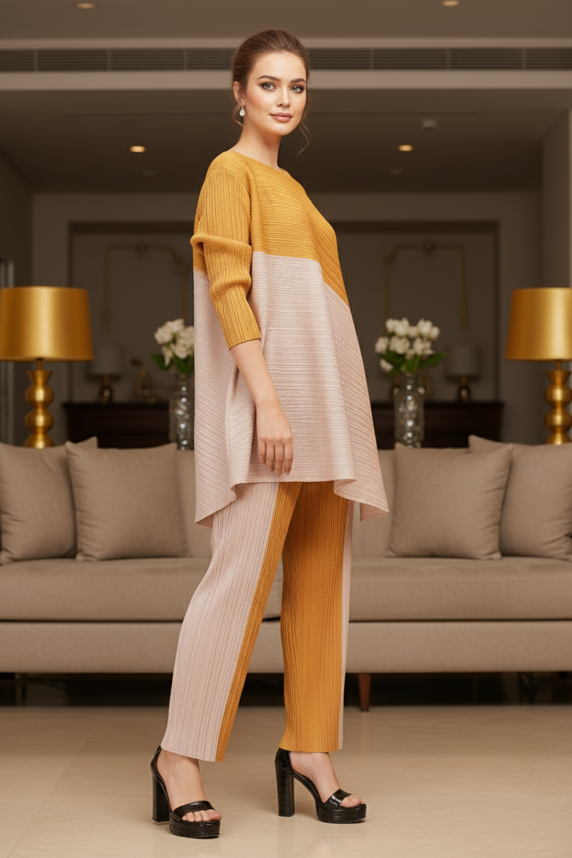 Top Loose Mild Pleated Stretching Skirt Two Pieces Set - Yellow