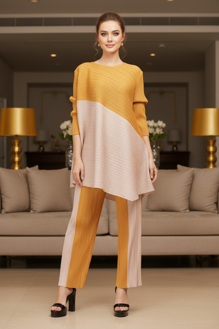 Top Loose Mild Pleated Stretching Skirt Two Pieces Set - Yellow